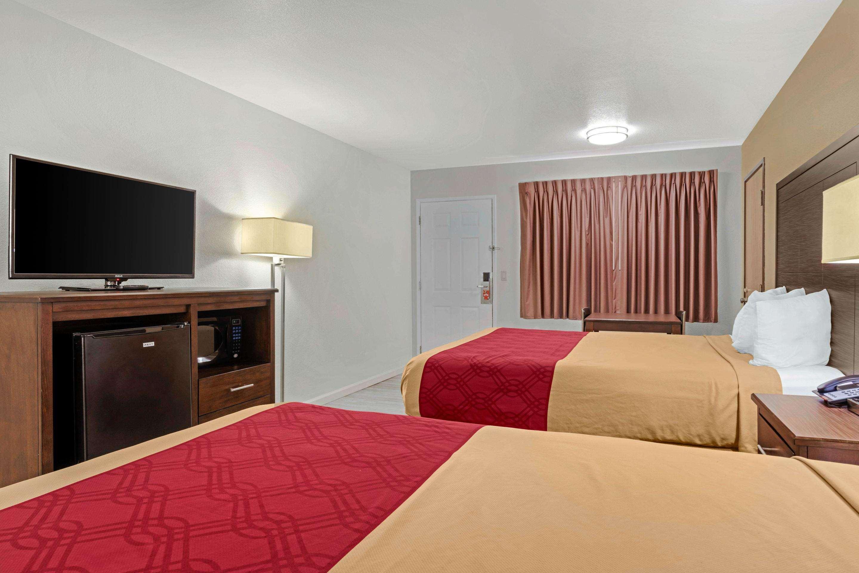 อีโคโน ลอดจ์ วิลเลียมส์ - โคลูซา Hotel ภายนอก รูปภาพ